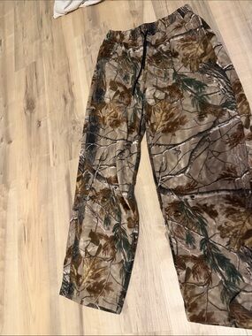 size large Trinity camo mens fleece sweatpants